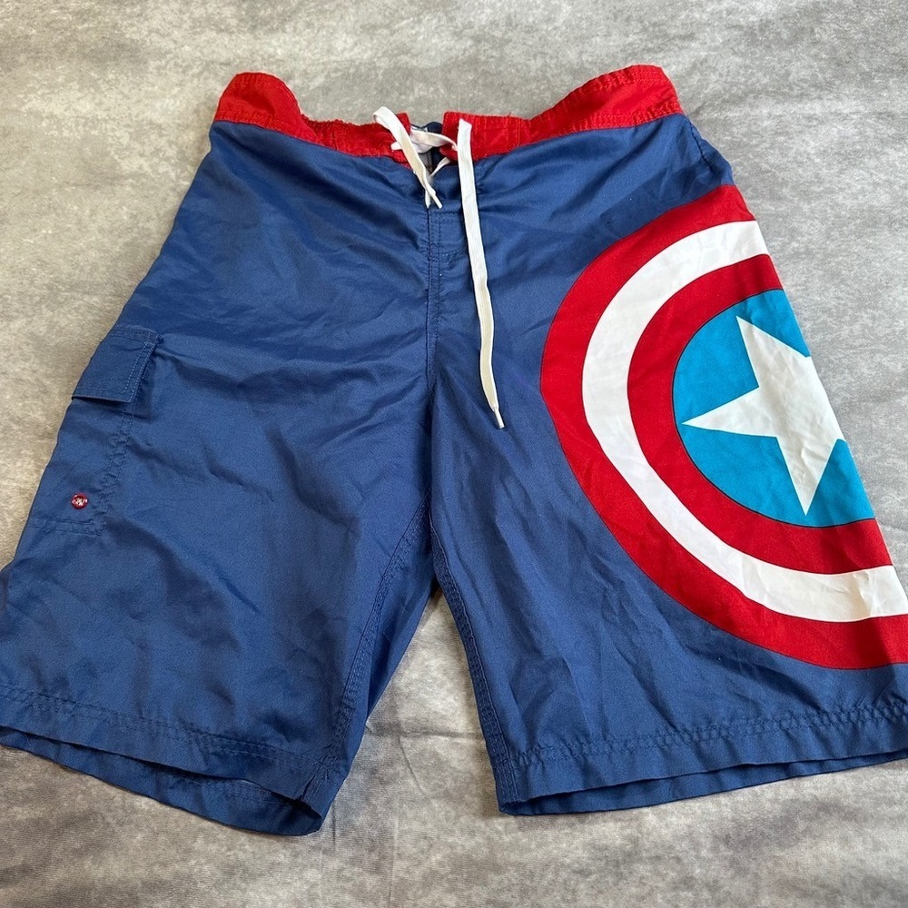 Marvel Captain America Swim Trunks Mens‎ XL Blue Board Shorts Shield Graphic